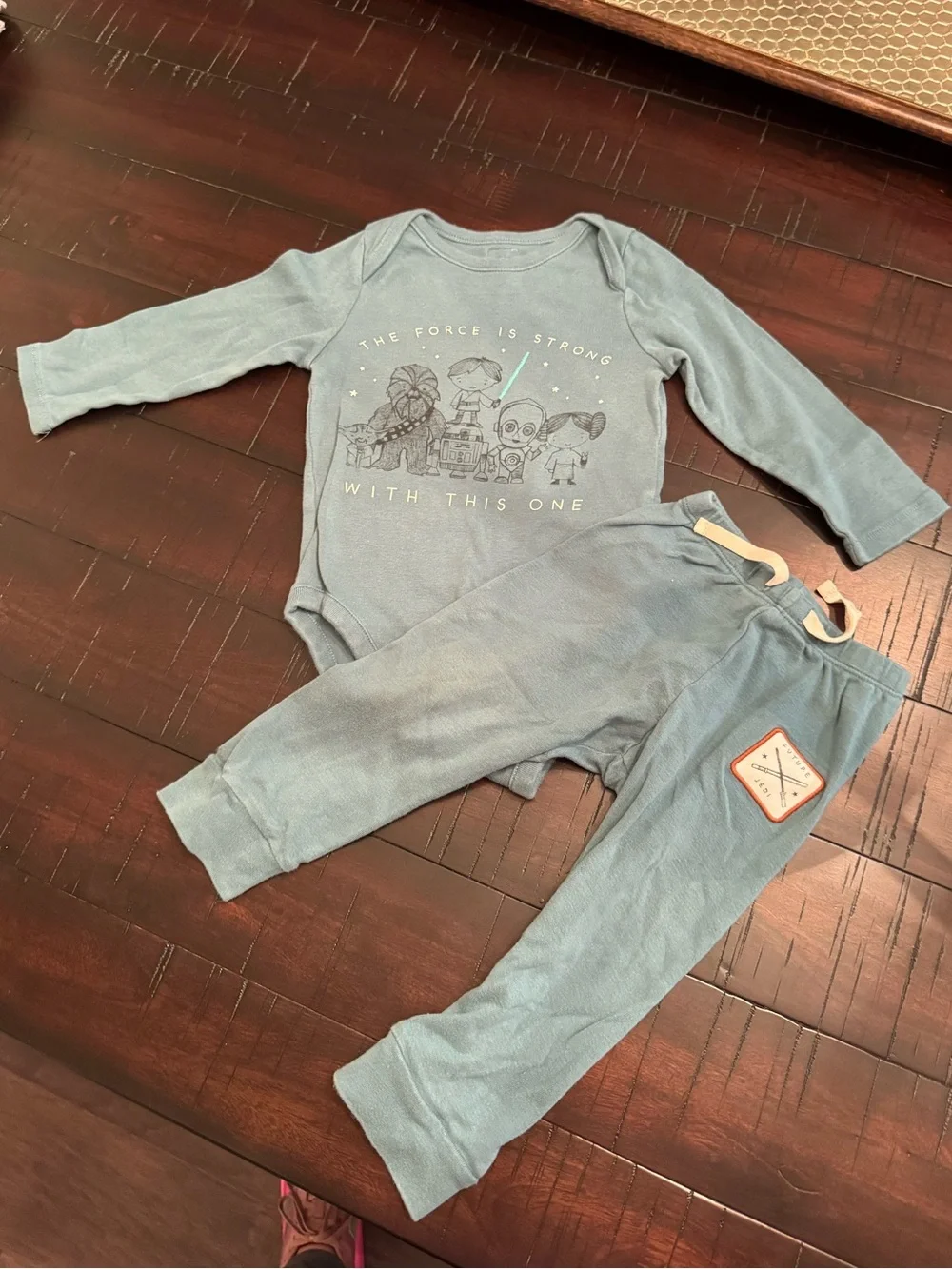 GAP Baby Star Wars Onesie & Pants Set size 18 - 24 months